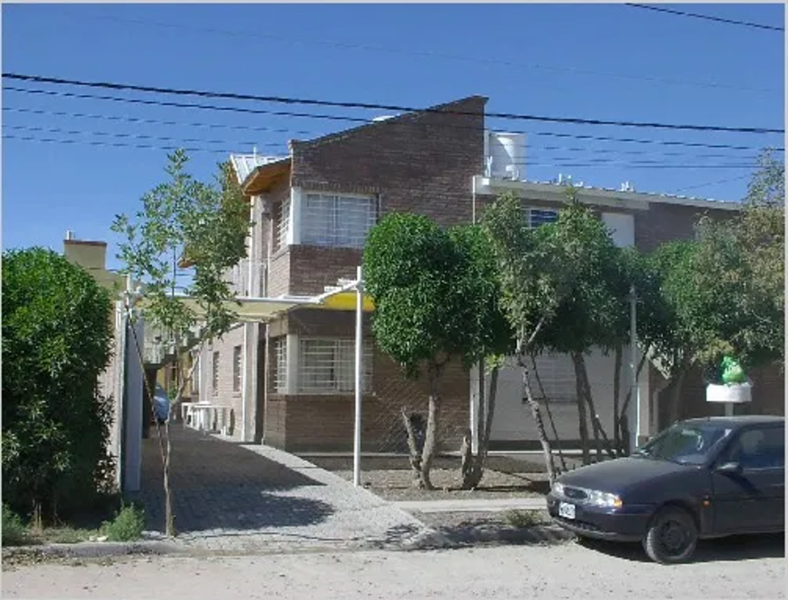 Hermoso complejo de 9 departamento en Venta - 3