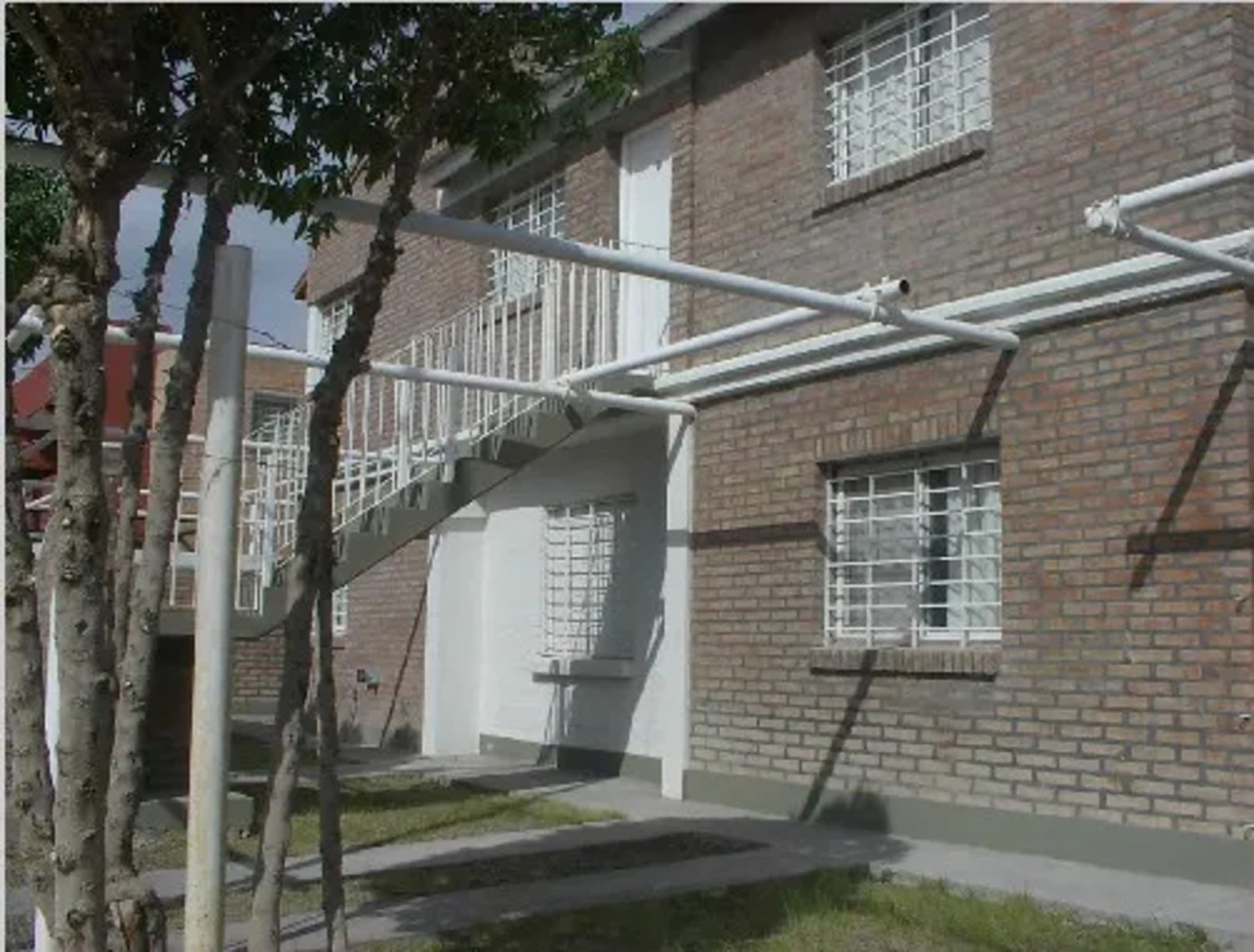 Hermoso complejo de 9 departamento en Venta - 5