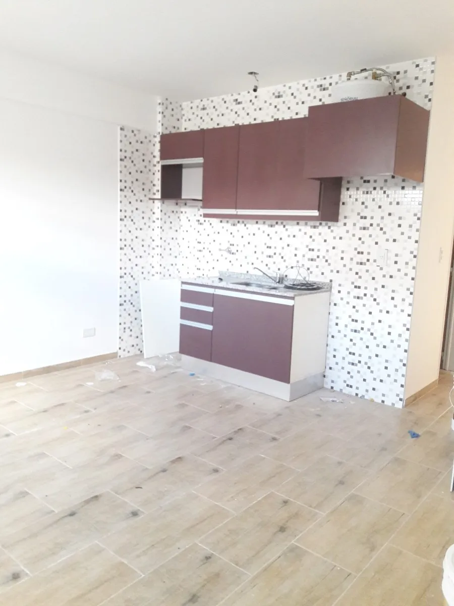 VENTA DEPTO 2 AMBIENTES CON COCHERA VILLA LUZURIAGA — foto 2