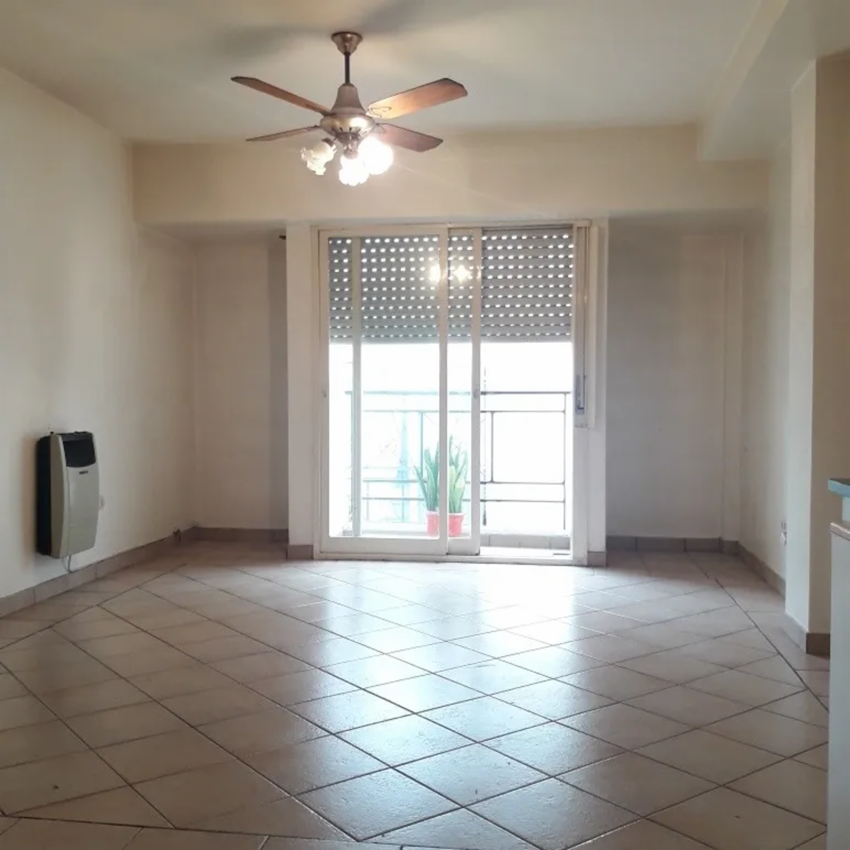 VENTA DEPTO 3 AMBIENTES LOMAS DEL MIRADOR / LA TABLADA
