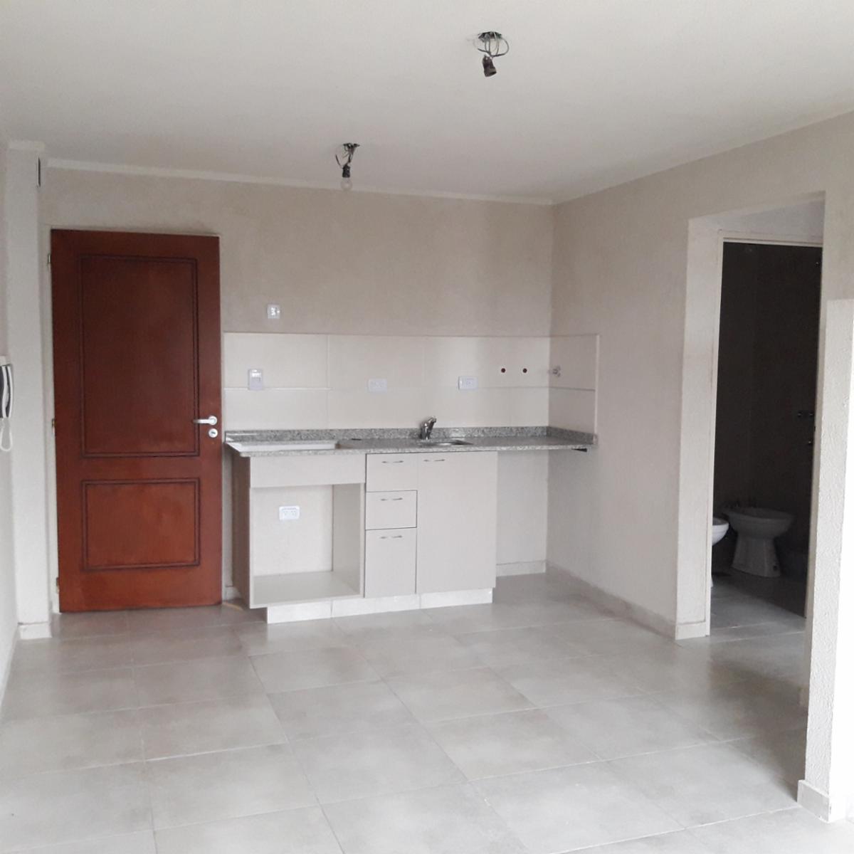 DEPARTAMENTO DE 2 AMBIENTES VENTA EN POZO — foto 2