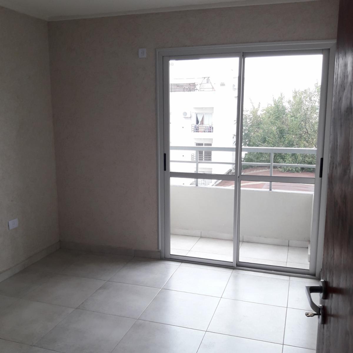 DEPARTAMENTO DE 2 AMBIENTES VENTA EN POZO — foto 4