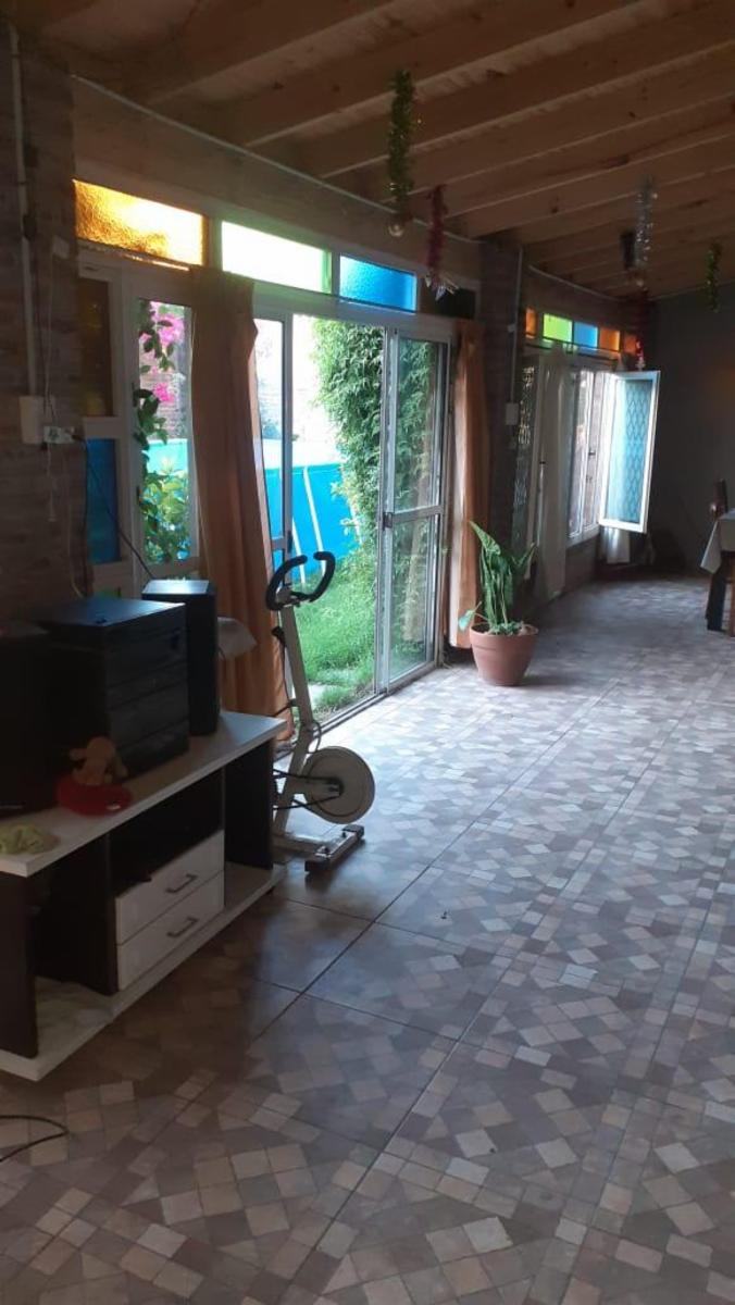 CASA.- CALLE ESQUIRO AL 1600 I.CASANOVA — foto 12