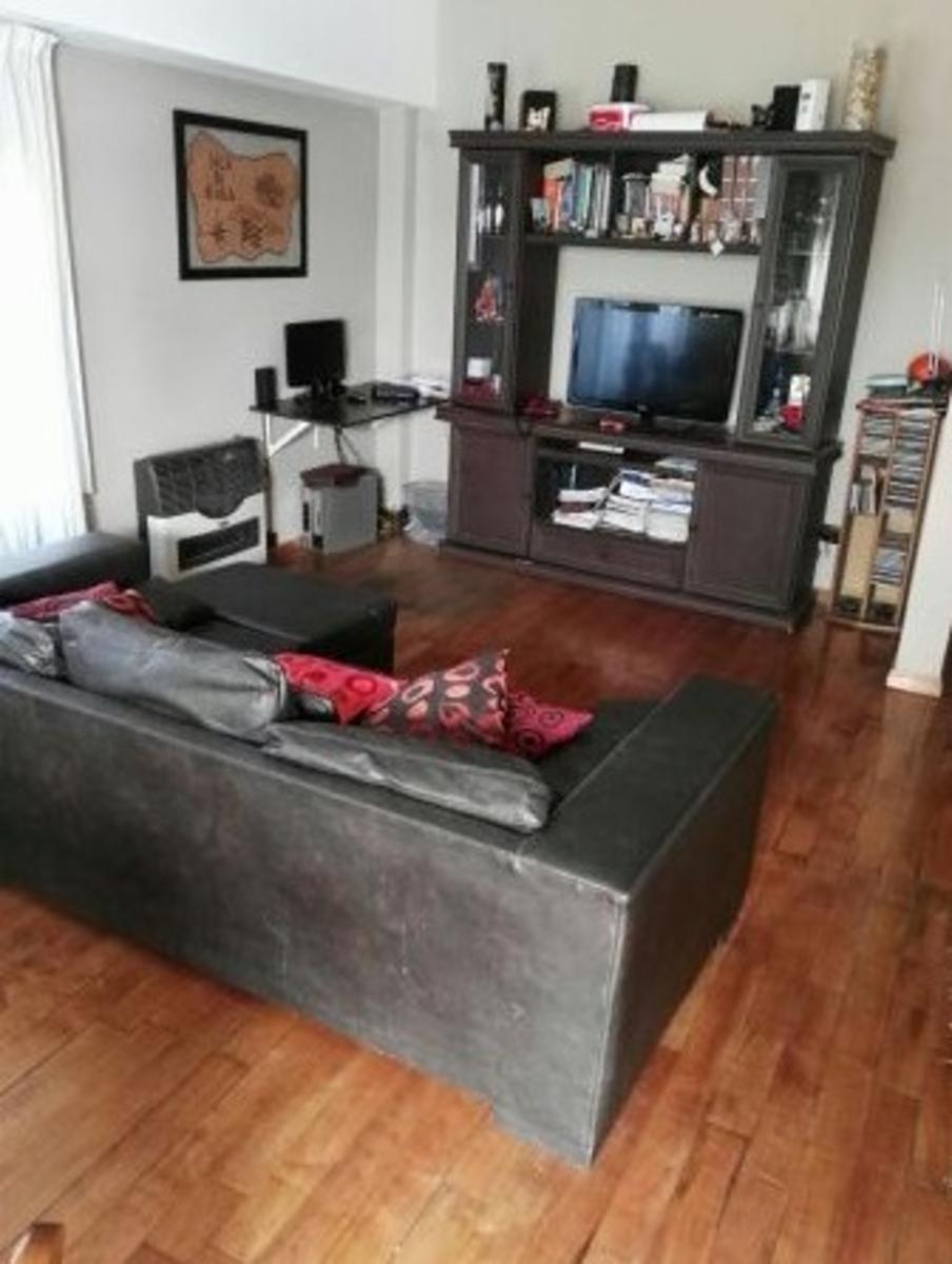 Increible casa en la mejor zona Villa Sarmiento con exquisitos detalles de terminacion A 3 cuadras av. Rivadadavia y a 1 de Av. Gaona. — foto 12
