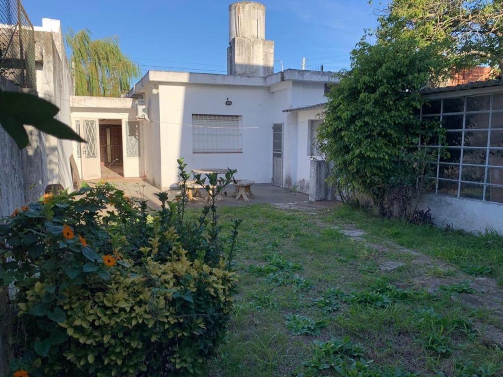 Casa de 3 amb , muy còmoda, medidas generosas, en inmejorable zona residencial. Venta Directa — foto 4