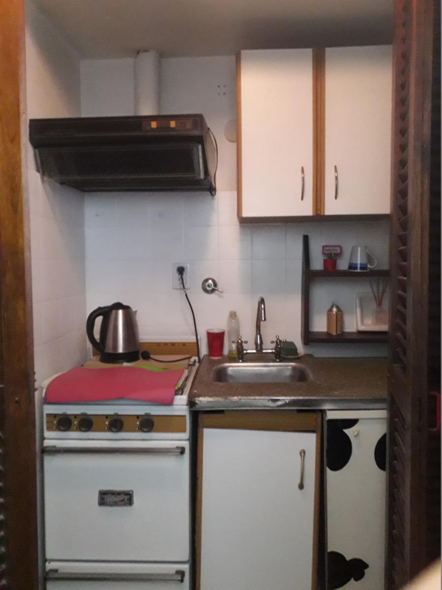 Hermoso depto 1 amb centrico dividido en 2 amb y reciclado 100. En impecable estado. — foto 2