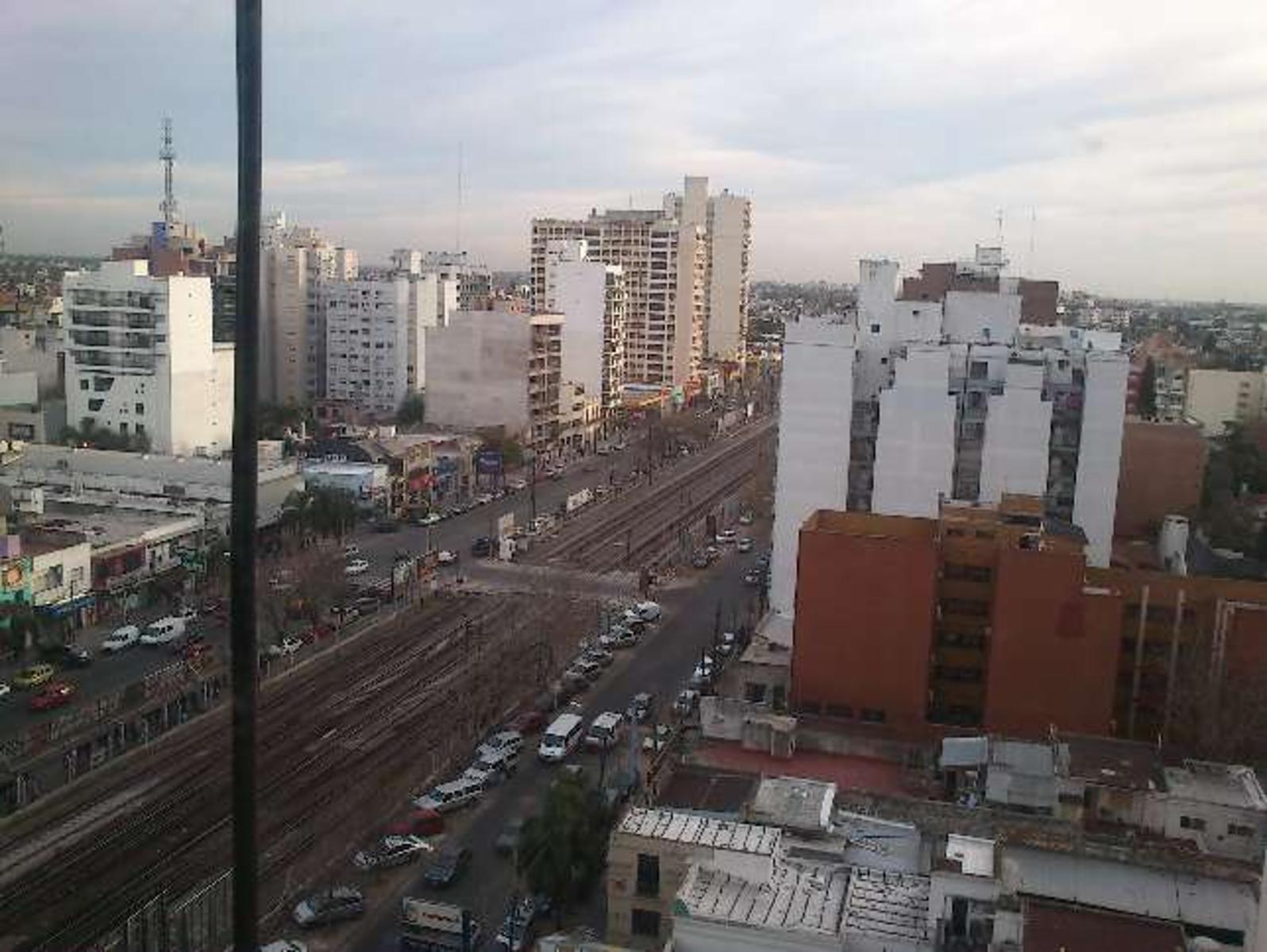 Hermoso depto 1 amb centrico dividido en 2 amb y reciclado 100. En impecable estado. — foto 7