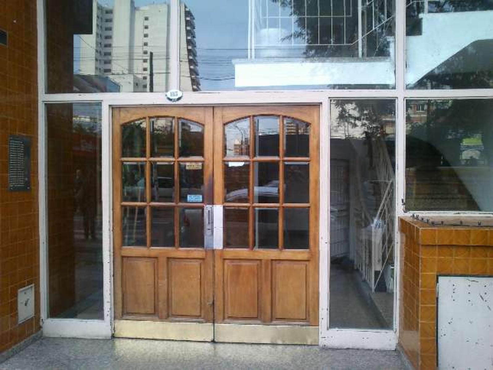 Hermoso depto 1 amb centrico dividido en 2 amb y reciclado 100. En impecable estado. — foto 9