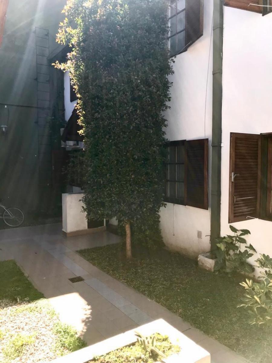 Impecable duplex 2 amb. en Villa Samiento. Refaccionado a nuevo.