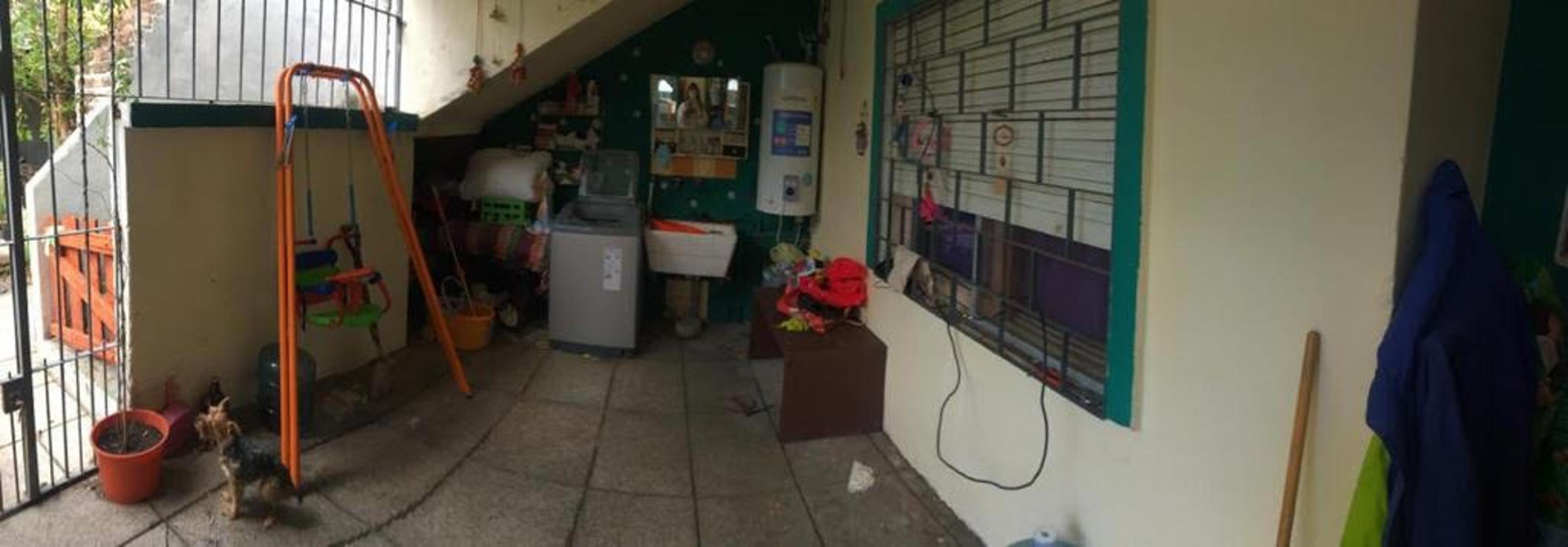 Casa lote propio, 3 amb, garaje pasante 2 autos, patio, parrilla — foto 7