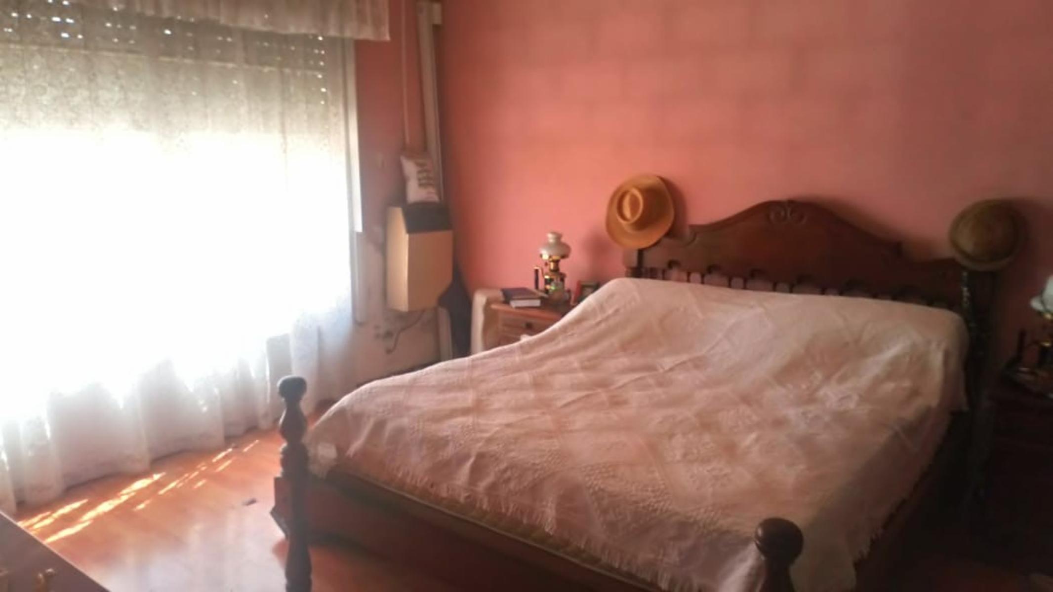 EXCELENTE CASA 6 AMB CON PISCINA +DEPTO 2 AMB — foto 8