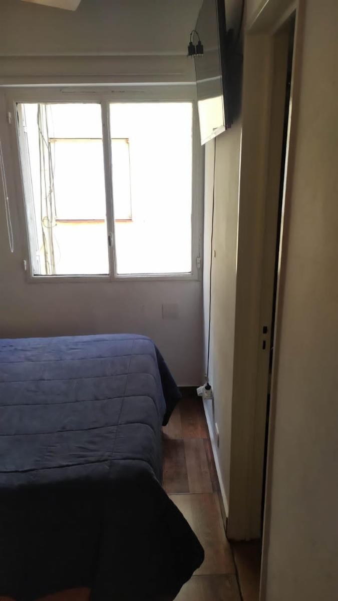 Depto 1 amb divido. Apto Prof. Una cuadra estacion.
