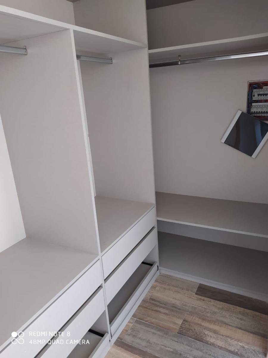 EXCELENTE DEPARTAMENTO DE CATEGORÍA EN SAN JUSTO — foto 14