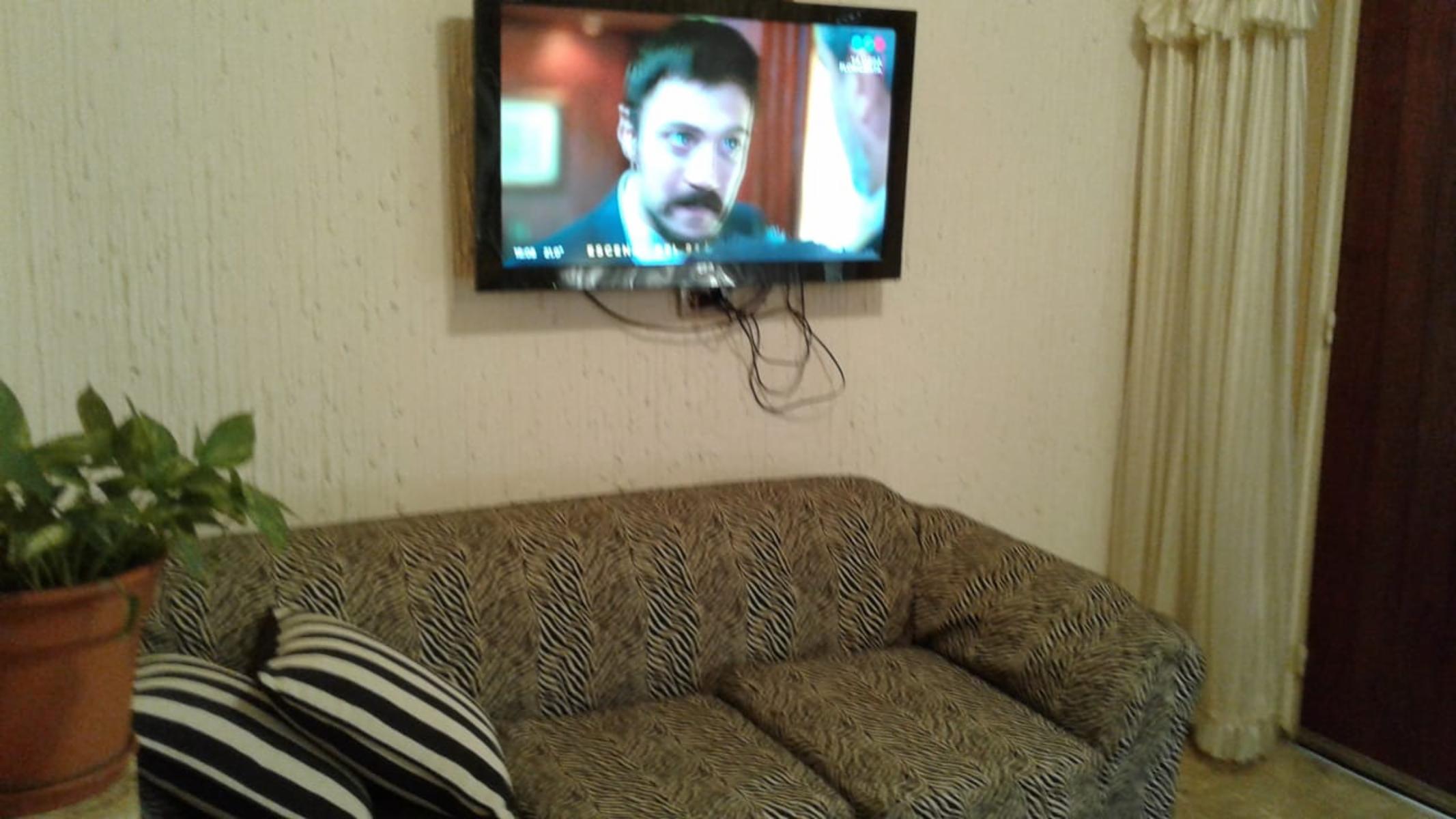 EXCELENTE CASA EN DOS PLANTAS TERRENO PROPIO — foto 2