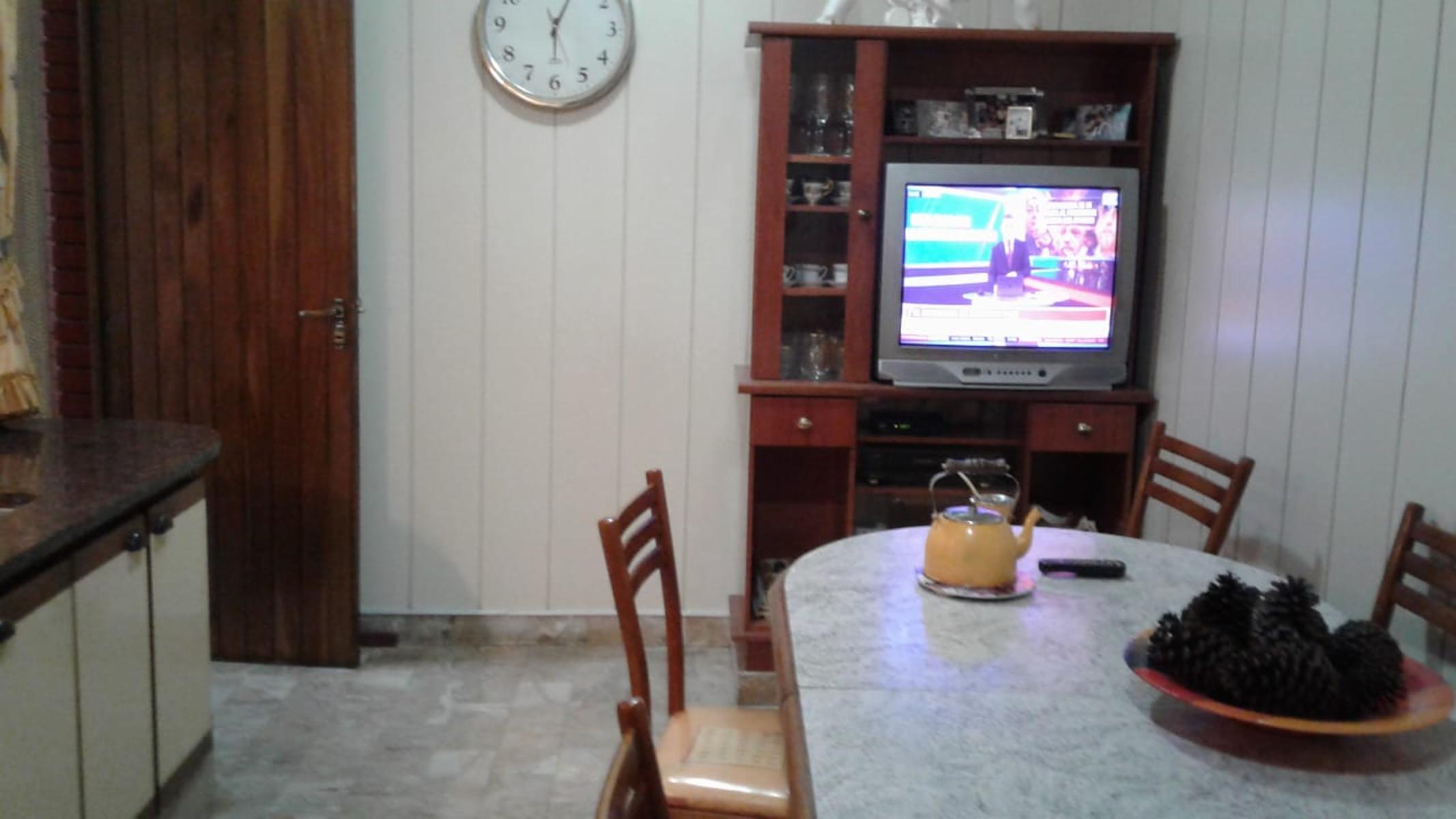 EXCELENTE CASA EN DOS PLANTAS TERRENO PROPIO — foto 7