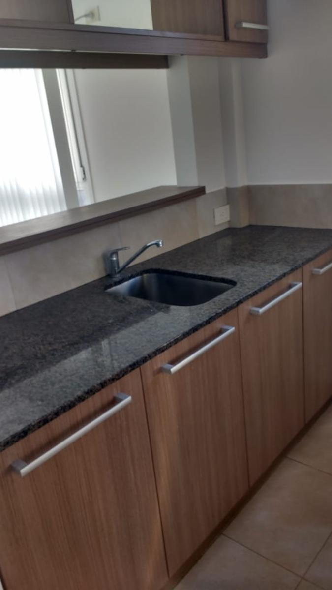 EXCELENTE DEPARTAMENTO CENTRO DE SAN JUSTO — foto 7