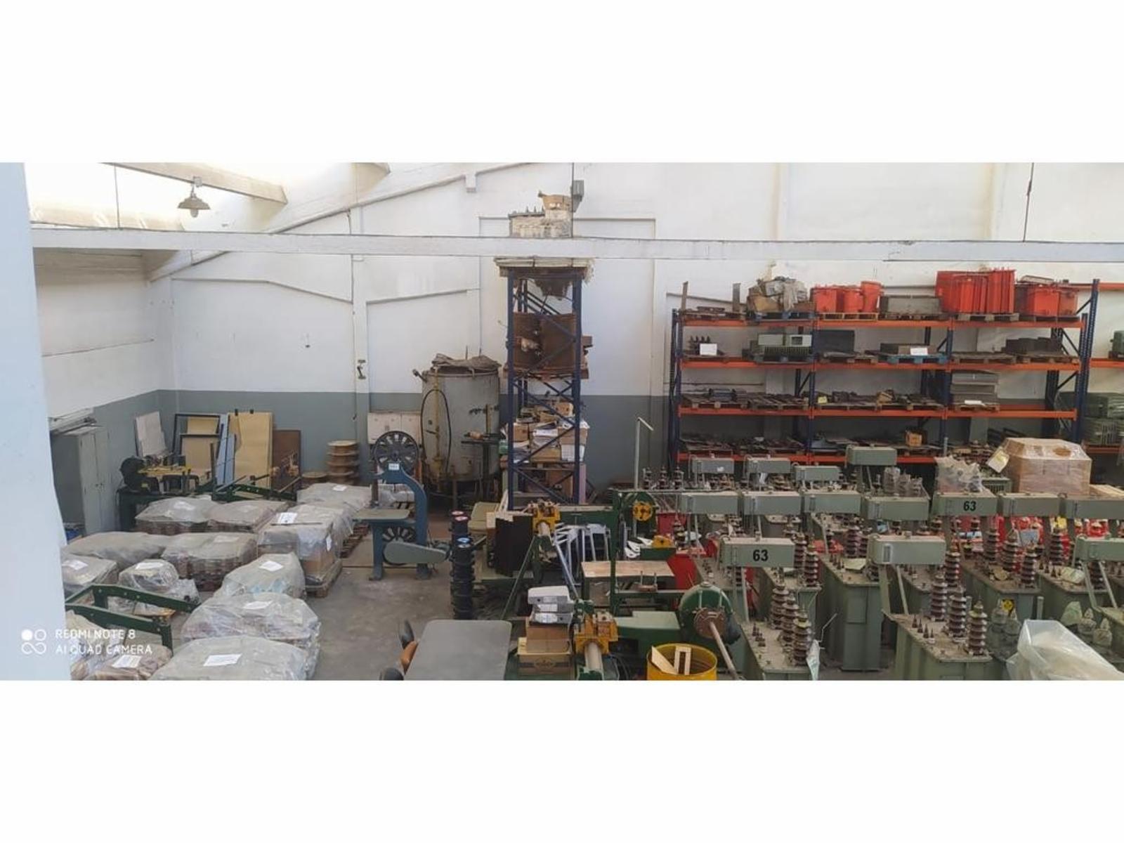 SAN MARIN Y MONTEVIDEO - EXCELENTE GALPON INDUSTRIAL 1700M2 — foto 3
