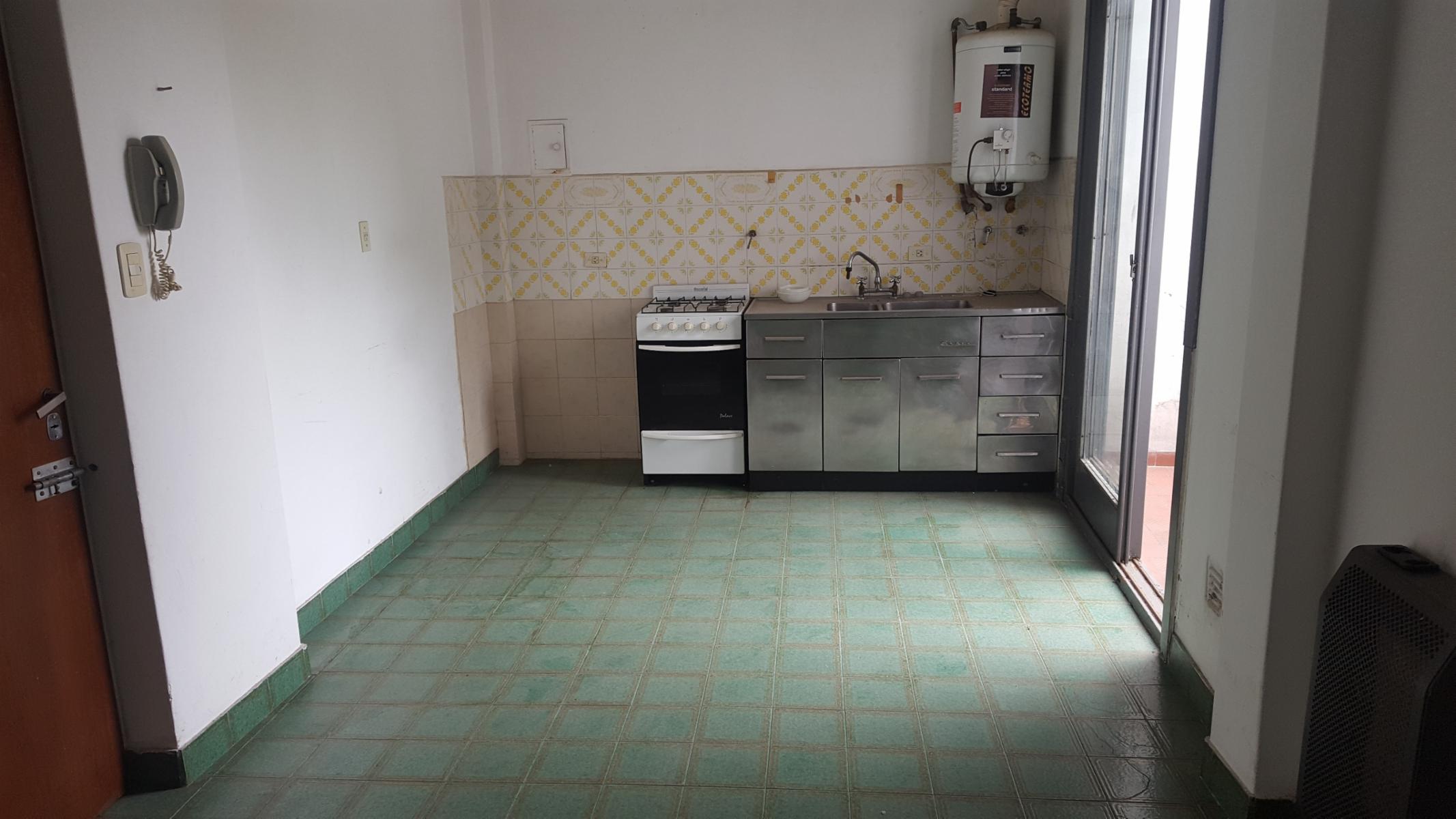 Depto 2 amb con balcón — foto 2