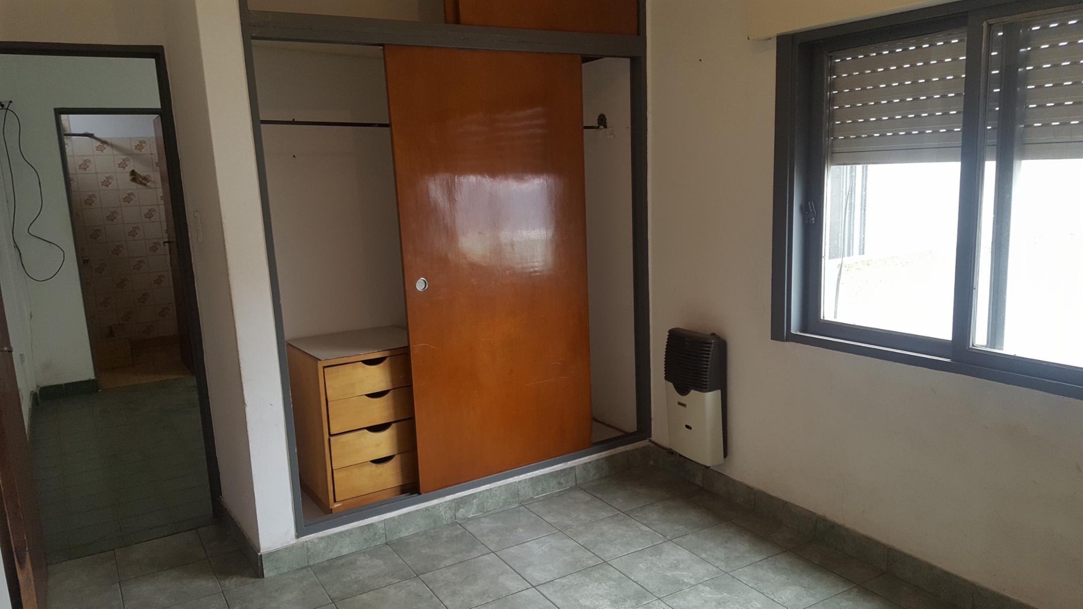 Depto 2 amb con balcón — foto 4