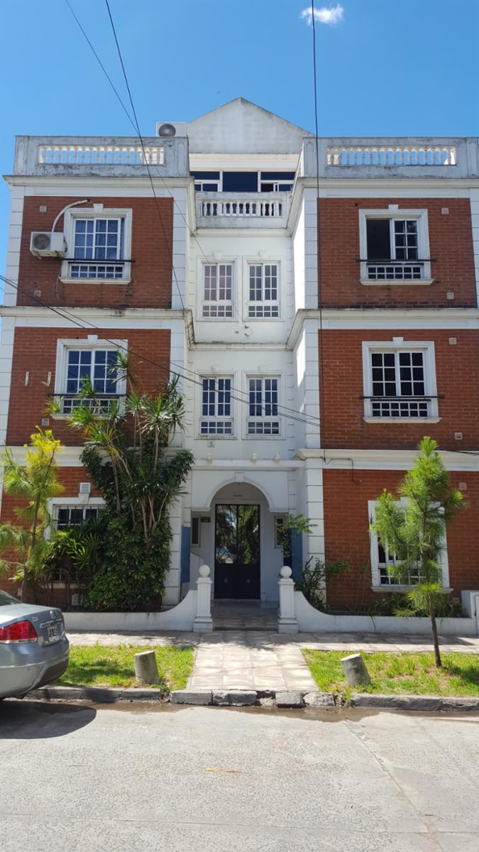 Departamento 3 amb al frente
