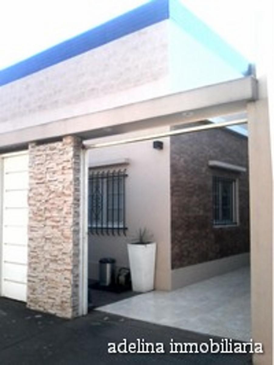 Moderna casa en 2 plantas 4 dorm