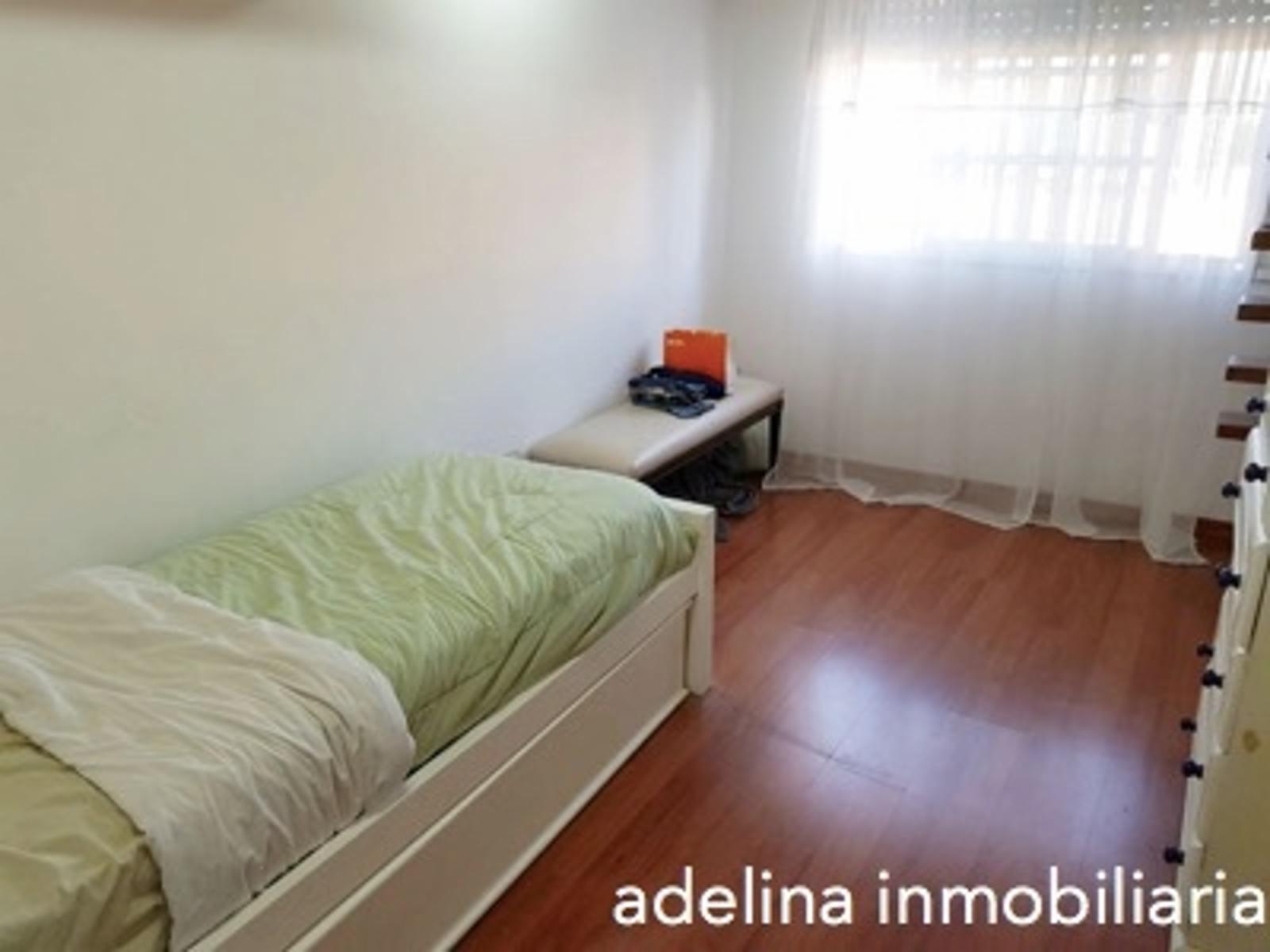 Casa en 2 plantas 5 ambientes con parque, piscina y garaje — foto 9