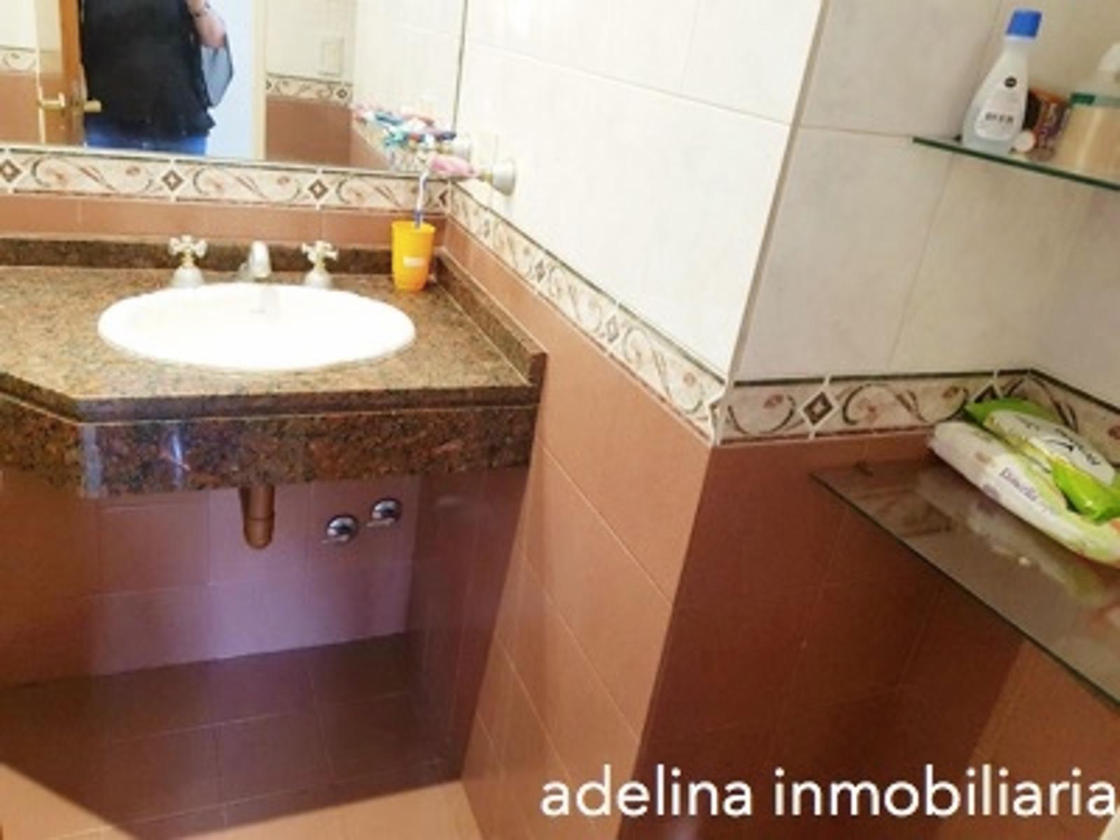 Casa en 2 plantas 5 ambientes con parque, piscina y garaje — foto 15