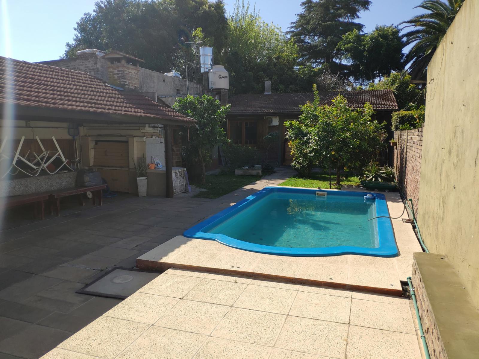 En Venta - Casa Gran Lote en Haedo: Defensa y Mr de Andrea. — foto 11
