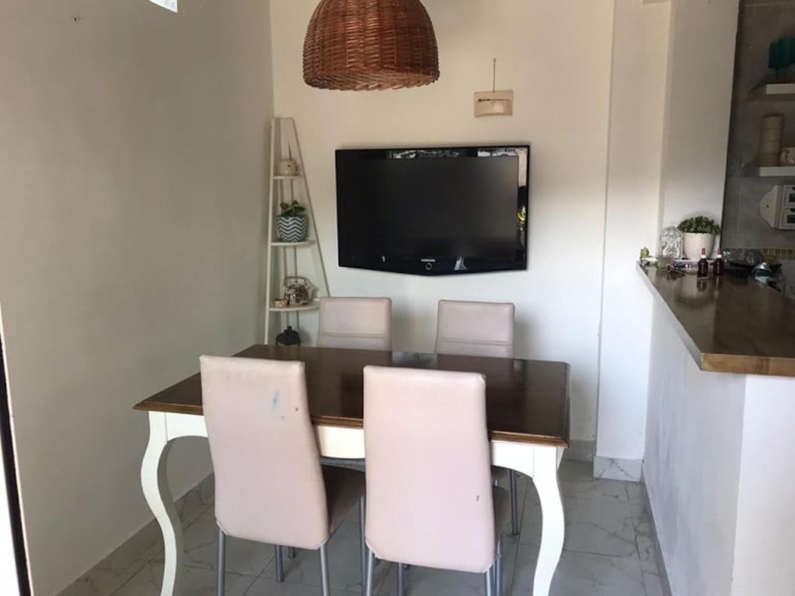En Venta - Duplex 3 Amb con Cochera y Patio - Haedo Oportunidad — foto 5