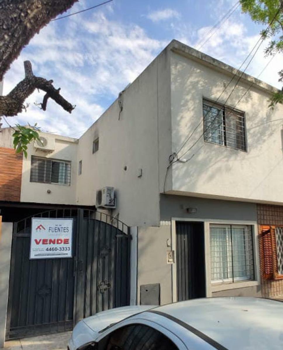 En Venta - Duplex 3 Amb con Cochera y Patio - Haedo Oportunidad — foto 8