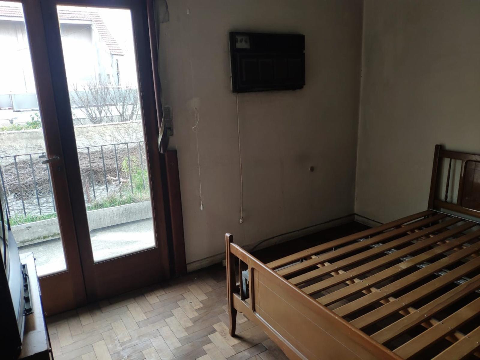 En Venta - Casa Americana en 2 Plantas - Ramos Mejía — foto 2