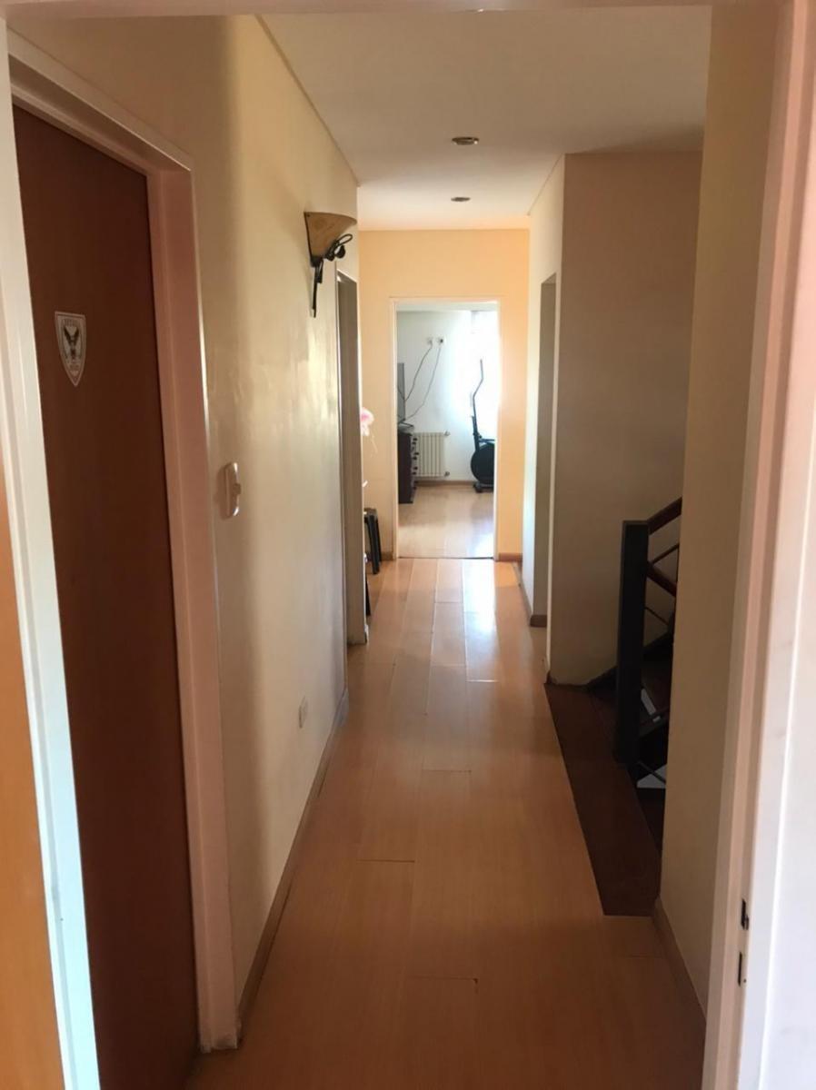 En Venta - Hermoso Chalet 6 Ambientes en Barrio Guemes — foto 3