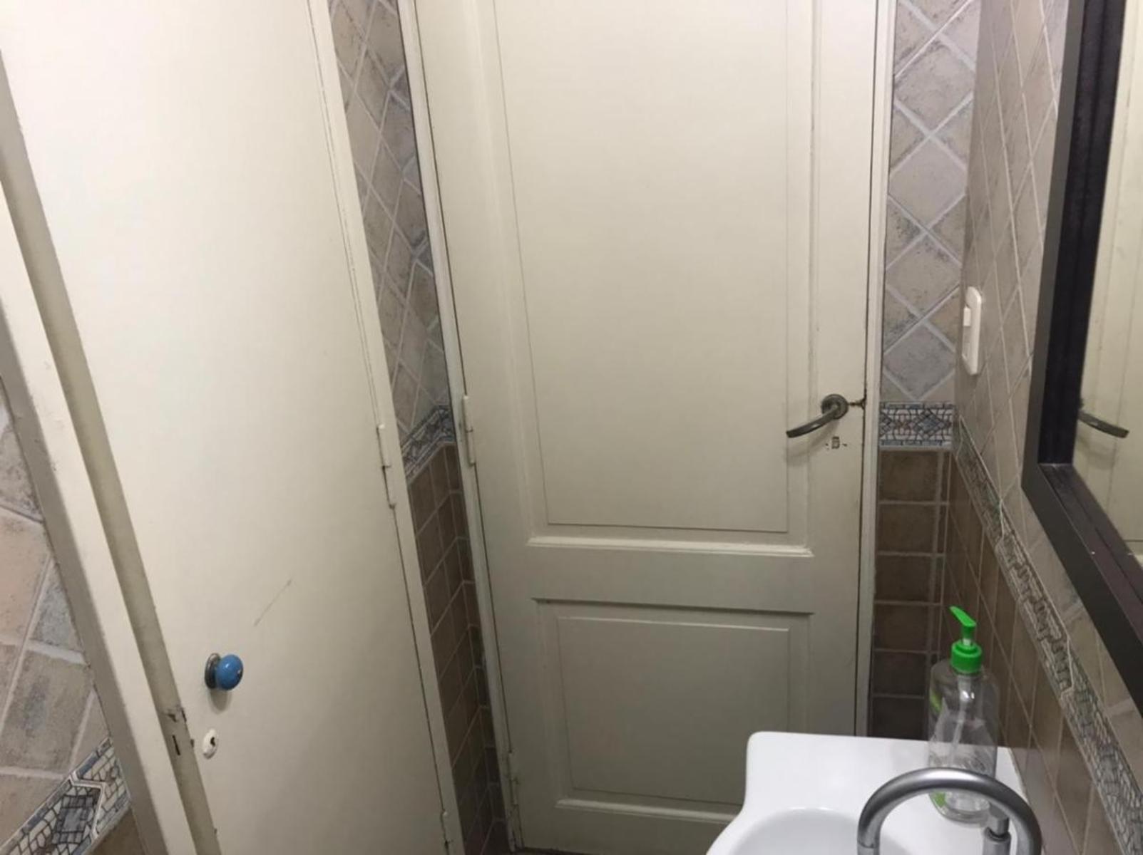 En Venta - Hermoso Chalet 6 Ambientes en Barrio Guemes — foto 7