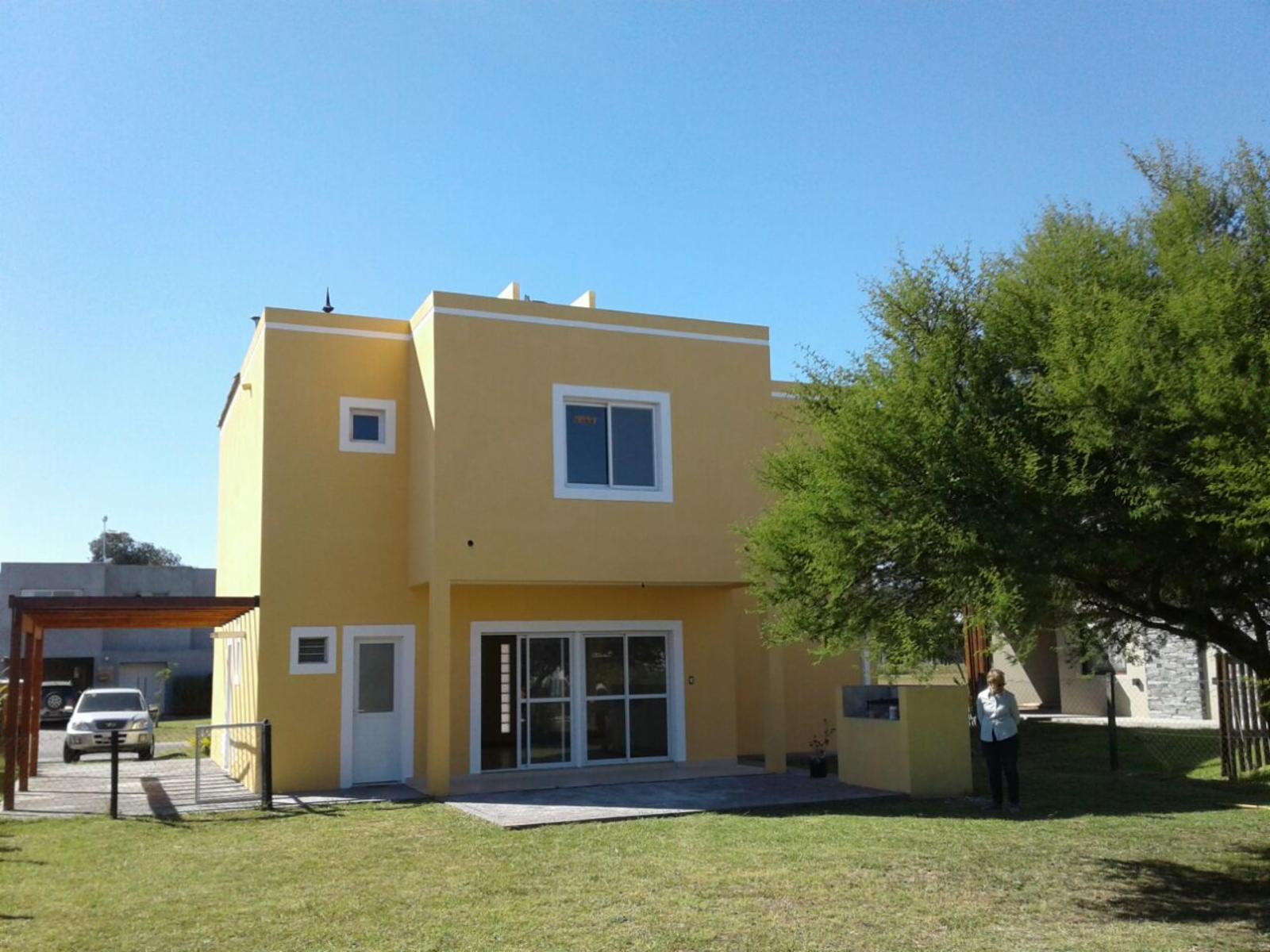 Bella casa a estrenar en Bº San Alfonso, Pilar del Este — foto 2