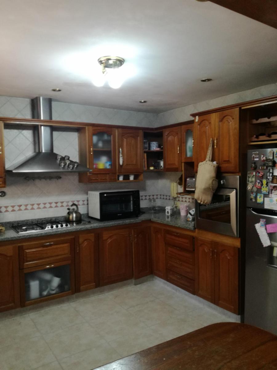 Excelente chalet 5 ambientes, con cochera pasante y otra casa 3 amb al fondo — foto 10