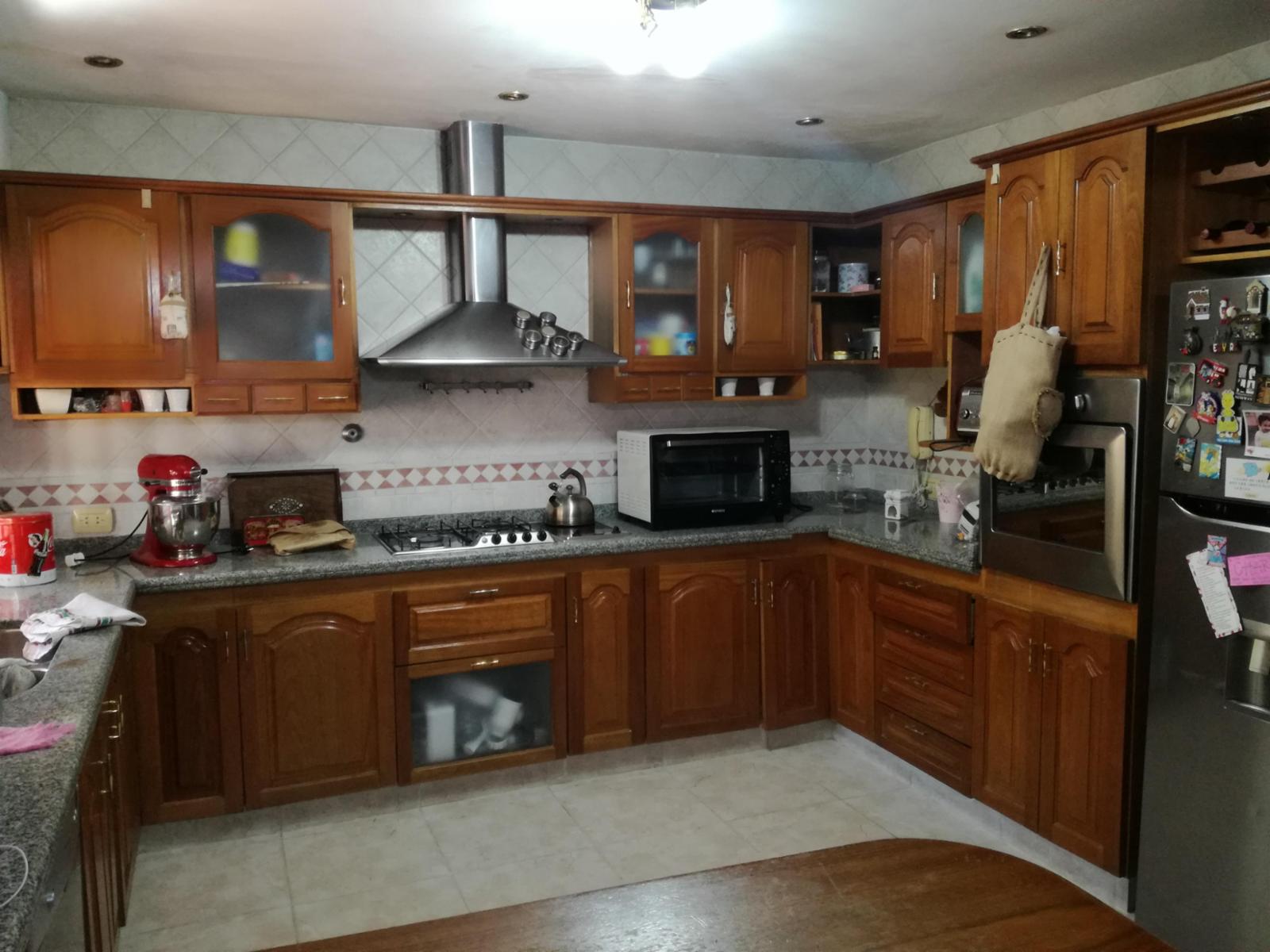 Excelente chalet 5 ambientes, con cochera pasante y otra casa 3 amb al fondo — foto 13