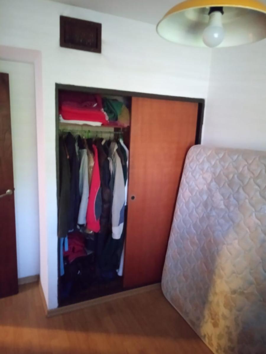 Hermoso chalet en esquina, 5 ambientes con cra y entrada p/auto — foto 10