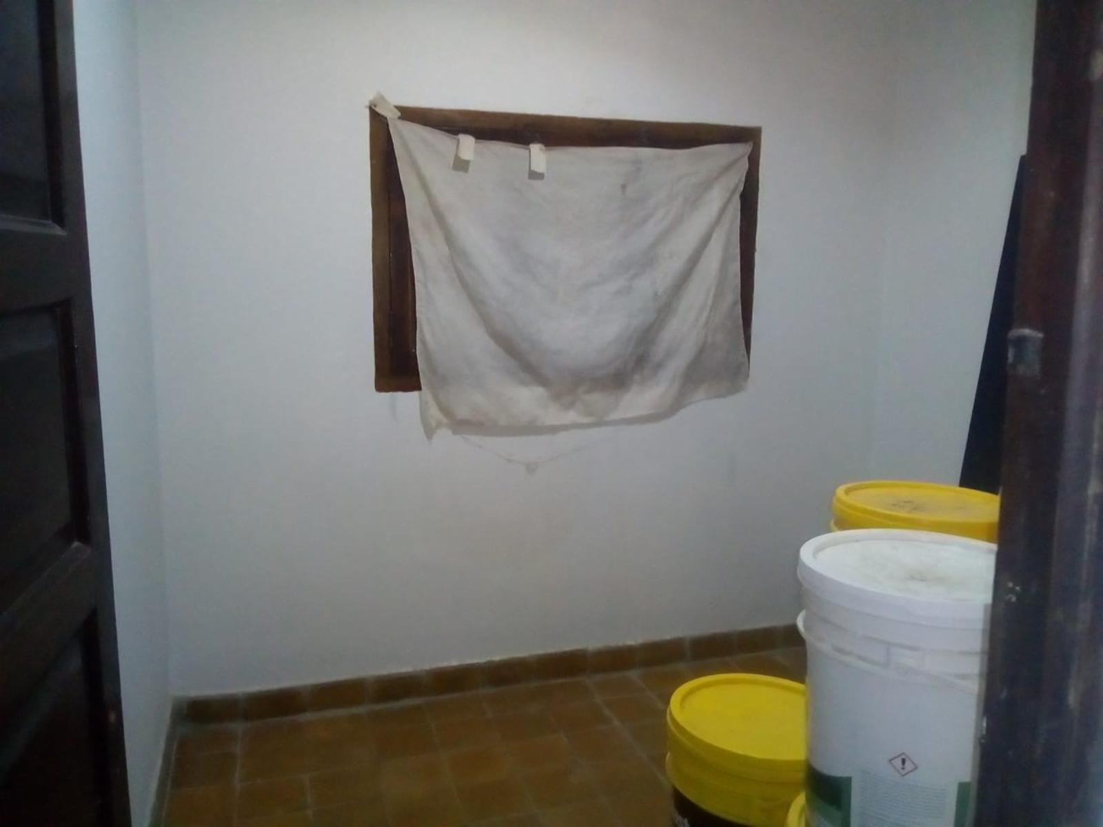 Córdoba, Cruz del Eje, Villa De Soto, Casa 4 amb + 2 Dtos de 1 y 2 amb. Excelente estado y ubicación. - 5
