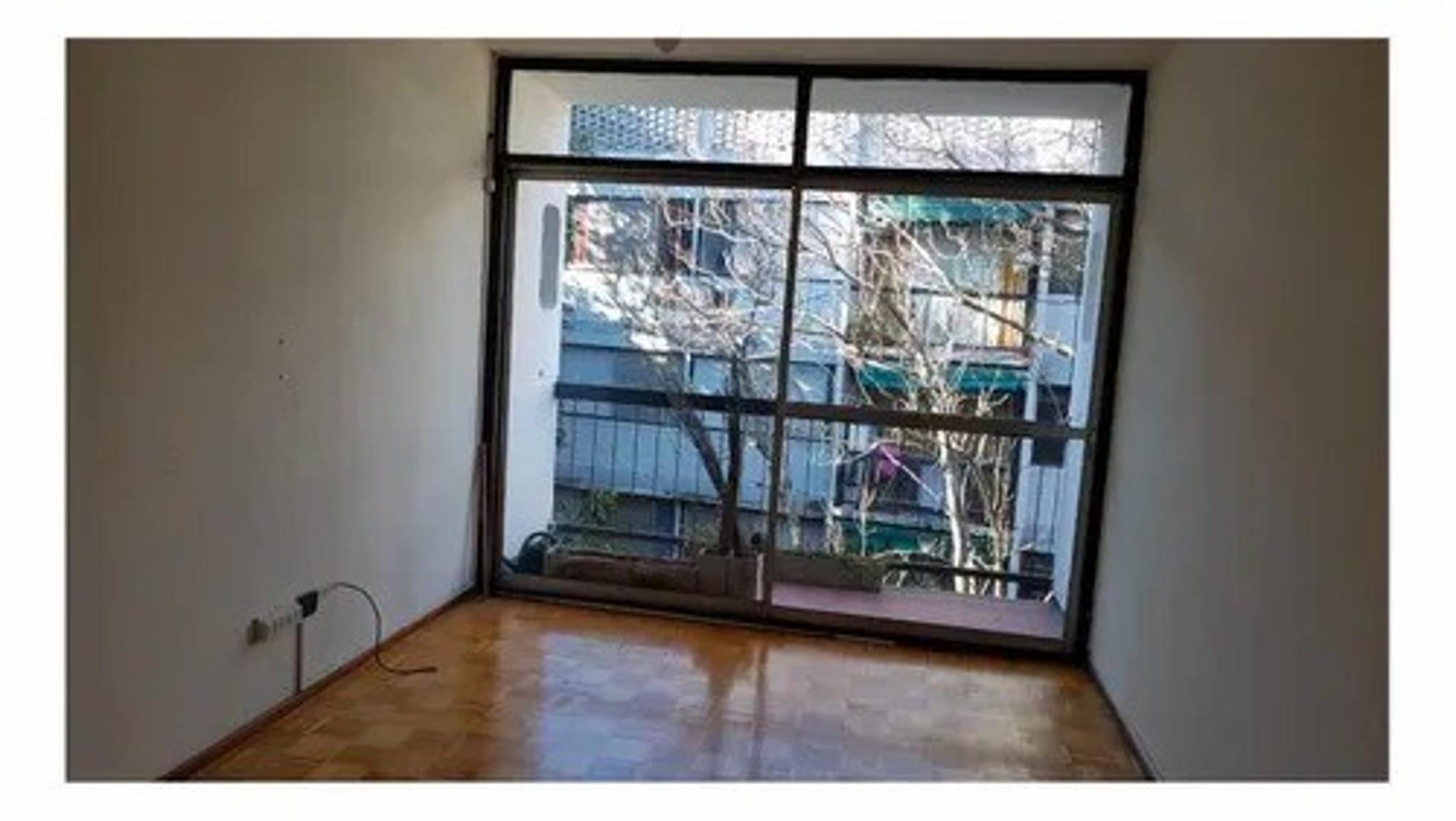 Departamento 2 ambientes con balcón en Ciudad Jardín, El Palomar. — foto 4