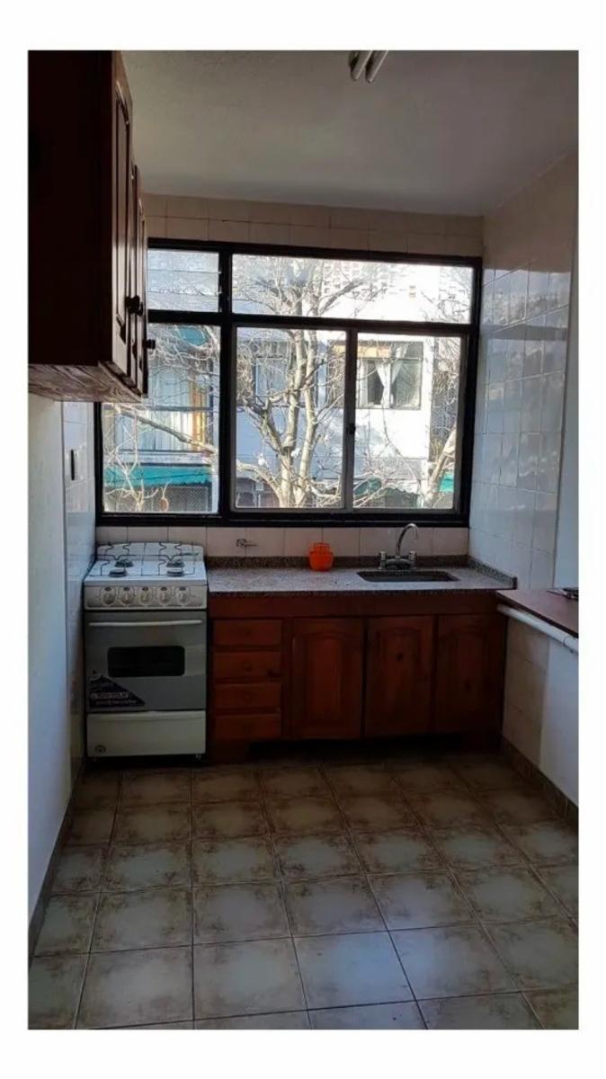 Departamento 2 ambientes con balcón en Ciudad Jardín, El Palomar. — foto 9