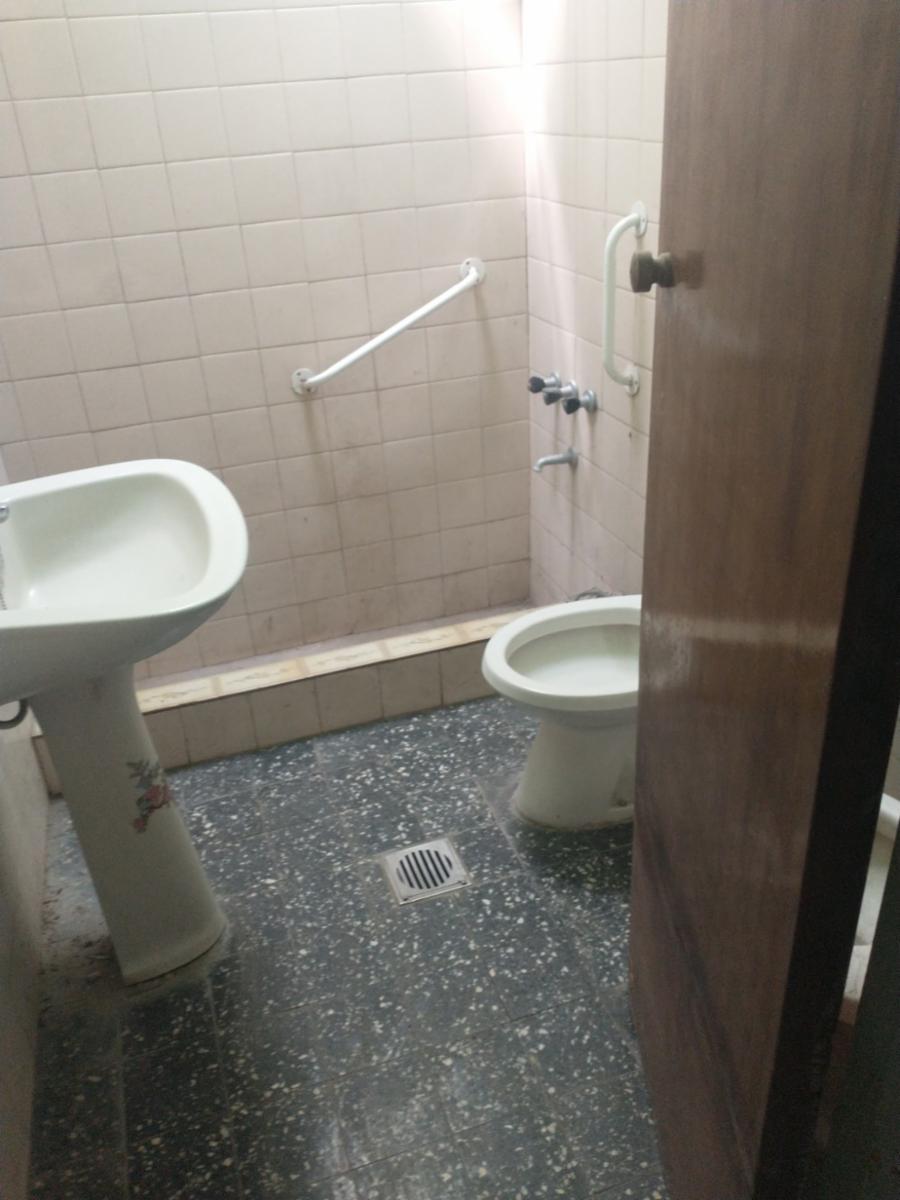 Tres casas en un lote de 655 m2 a una Cuadra de Martín Fierro — foto 5