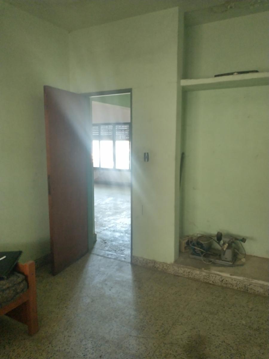 Tres casas en un lote de 655 m2 a una Cuadra de Martín Fierro — foto 7