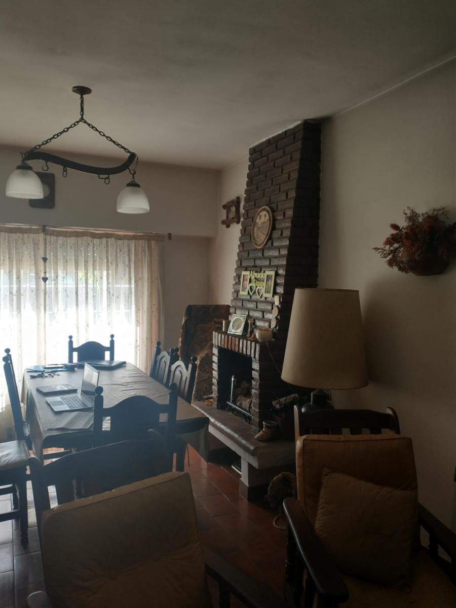 Tres casas en un lote de 655 m2 a una Cuadra de Martín Fierro — foto 15