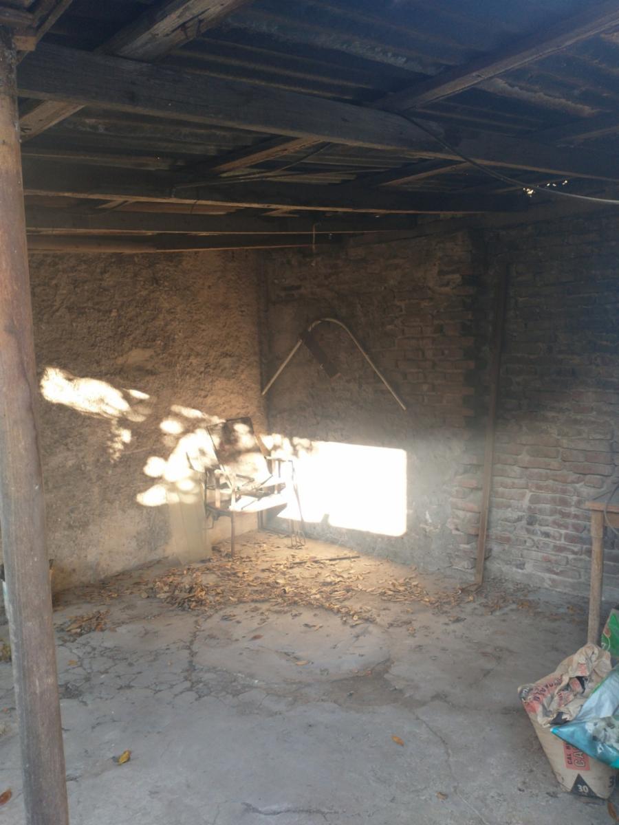 Casa 3 ambientes a refaccionar o lote ideal constructor — foto 12