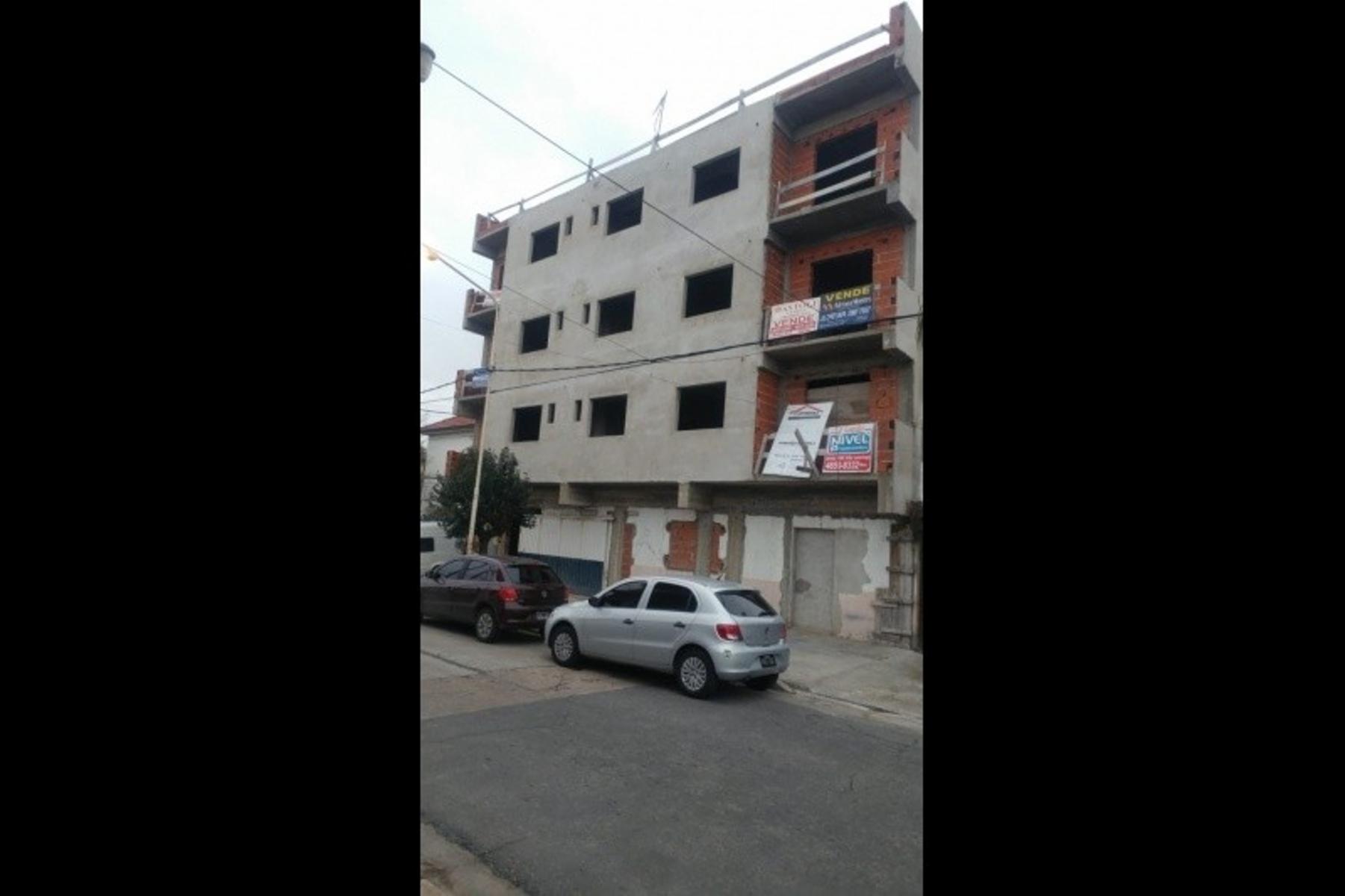 Venta de departamento de 2 y 3 ambientes en Villa Luzuriaga — foto 3