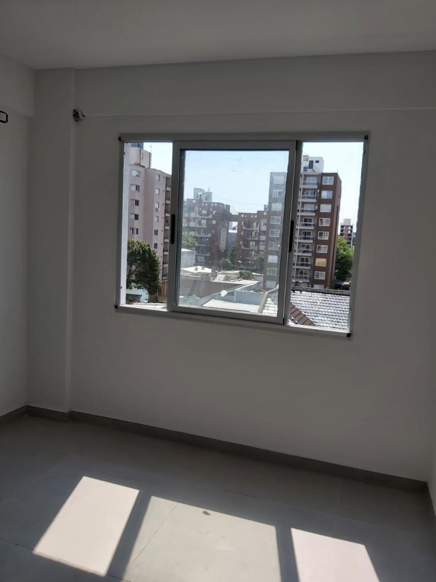 DEPARTAMENTO DE 2 AMBIENTES EN MORON — foto 4