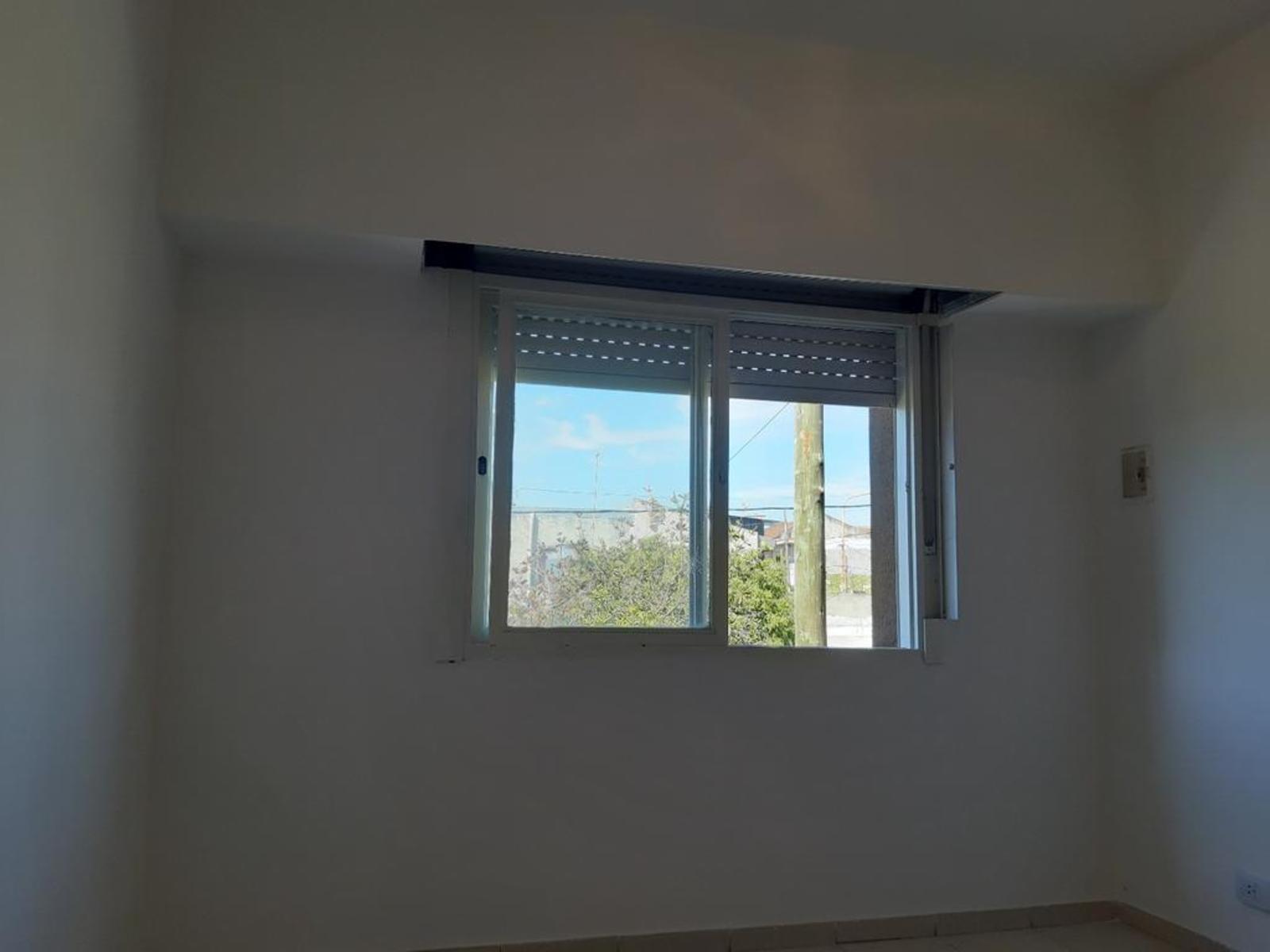 EXCELENTE DEPARTAMENTO DE 2 AMBIENTES EN PRIMER PISO A ESTRENAR UBICADO EN ESQUINA — foto 11