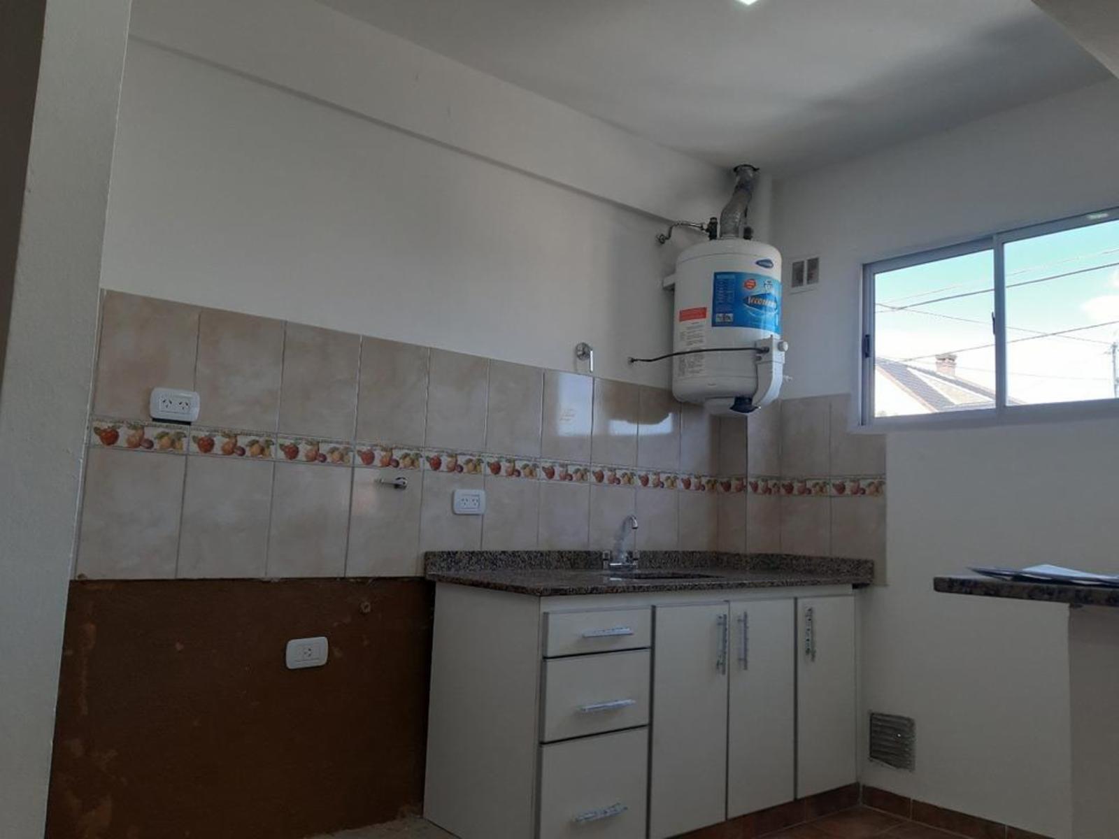 EXCELENTE DEPARTAMENTO DE 2 AMBIENTES EN PRIMER PISO A ESTRENAR UBICADO EN ESQUINA — foto 8