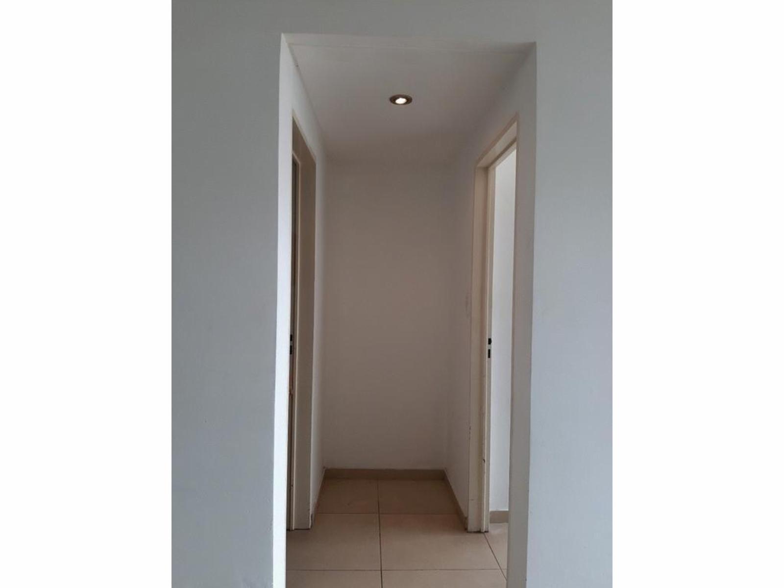 EXCELENTE DEPARTAMENTO DE 2 AMBIENTES AL FRENTE CON BALCÓN Y TERRAZA — foto 13