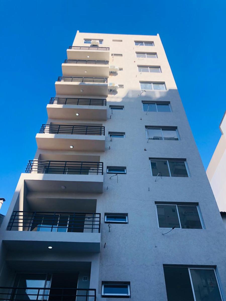 EXCELENTE DEPARTAMENTO DE 2 AMBIENTES A ESTRENAR CON BALCÓN